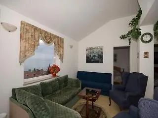 Apartments Villa Palme Opatija 0*,